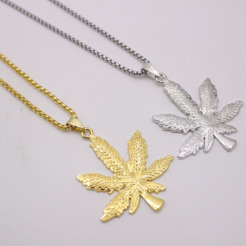 Hip Hop Gold and Silver Maple Leaf Necklace Domineering Men and Women Same Style Fashion Jewelry Hemp Leaf Pendant